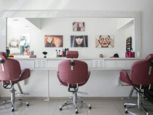 Salon Styling Chair - image 1